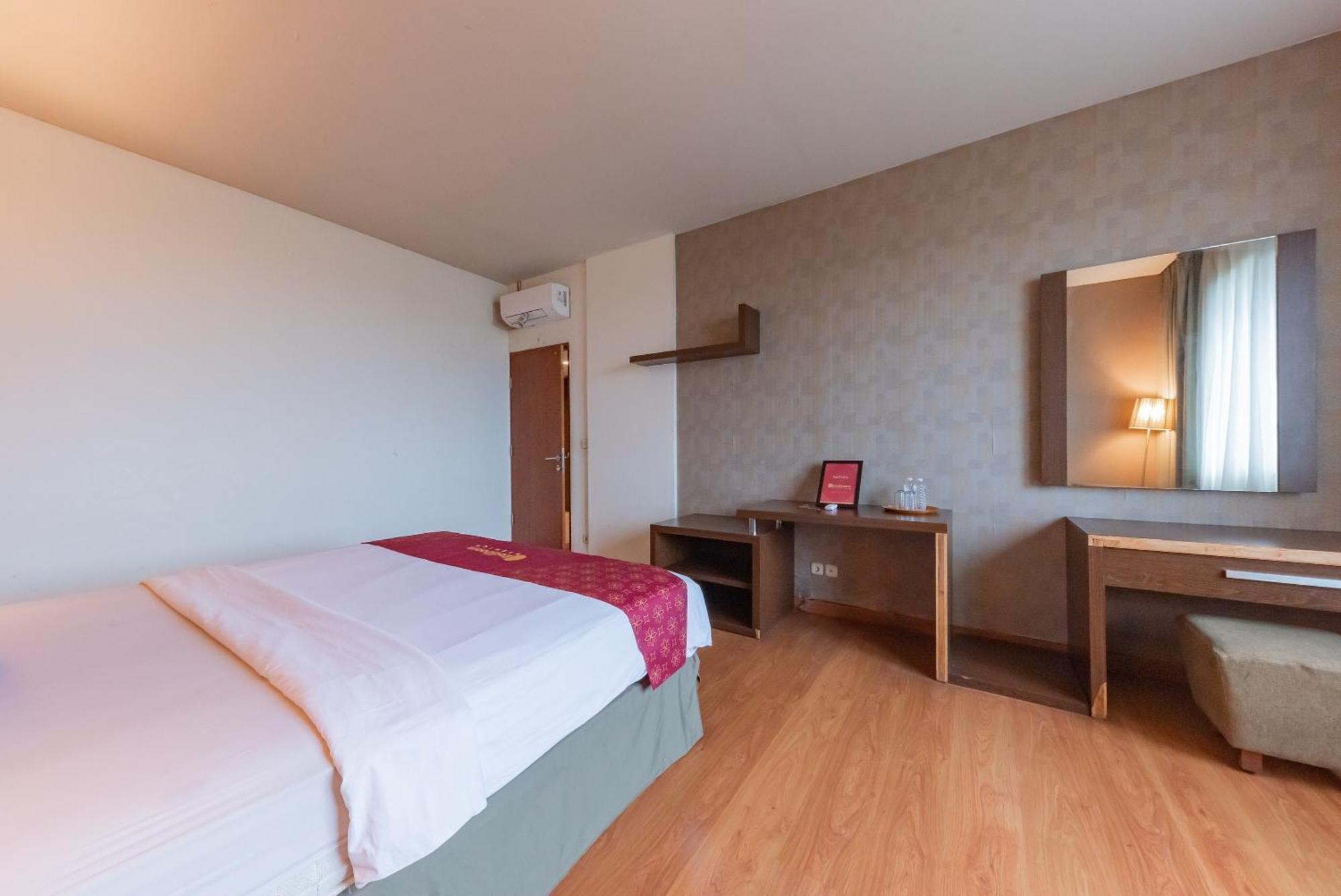 Reddoorz Premium Near Paris Van Java Mall 반둥 외부 사진